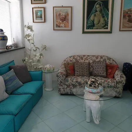 Casa Vacanze 'la Bouganvillea' Forio Ischia Holiday home